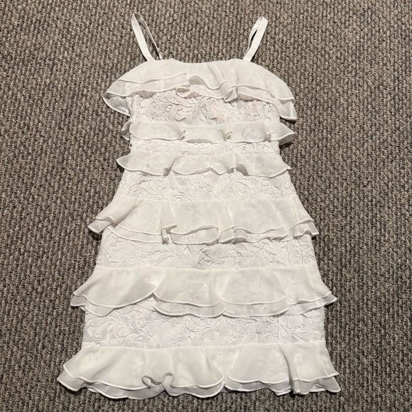 Lilly Pulitzer White Olive Ruffle and Lace Tiered Dress - Picture 5 of 11